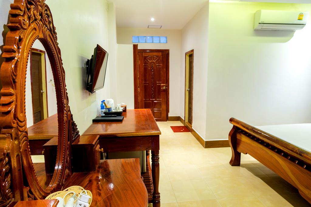 Ly Heng Chhay Hotel Paôy Pêt 외부 사진